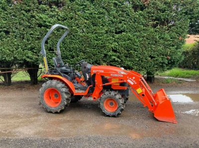Kubota & Front end loader